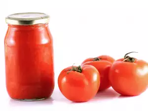 pepper sauce and Tomatoes