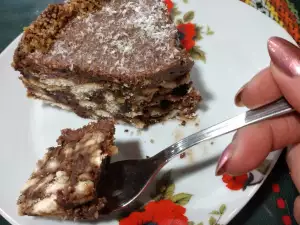 Schokotorte mit Keksen und Walnüssen