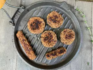 Vegan Red Bean and Quinoa Patties