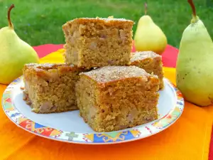 Juicy Vegan Pear Cake