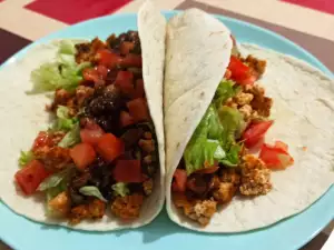 Vegane Tacos mit Tofu und Pilzen