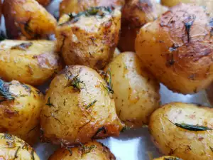 Kartoffeln in Butter und Knoblauch gedünstet