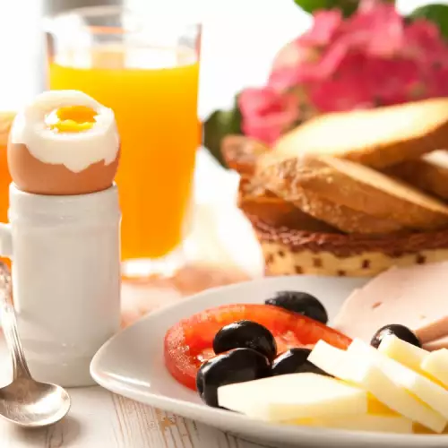 Welke calorierijke voedingsmiddelen zijn gezond en welke zijn schadelijk?