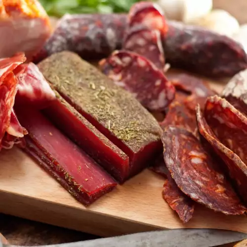 How to Make Homemade Dried Meat