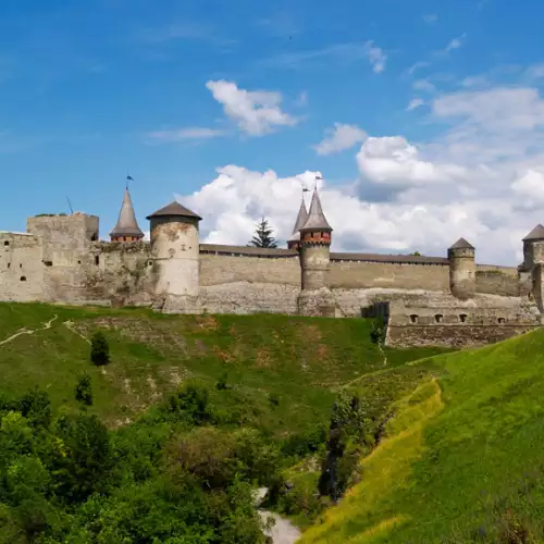 Каменец-Подилски (Kamianets-Podilskyi)