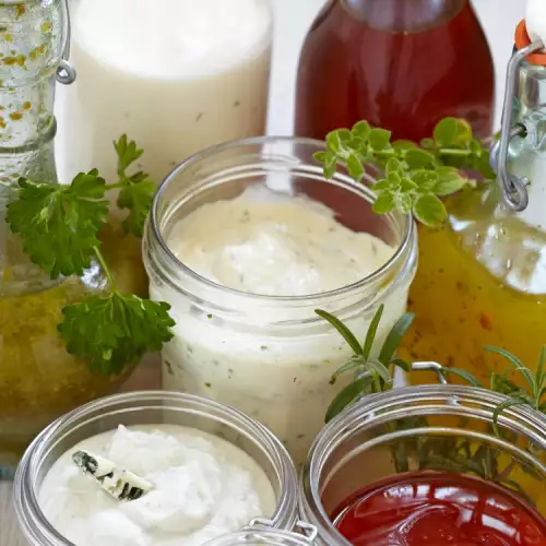 The Right Dressings for Fresh Salads