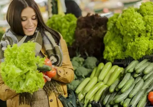 Купуваме по-скъпи домати, но по-евтини краставици