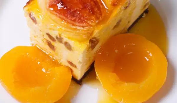 Apricot Cake