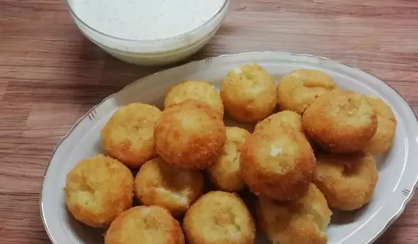 Breaded processed cheese bites