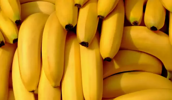 Bananen enthalten eine Menge Kohlenhydrate