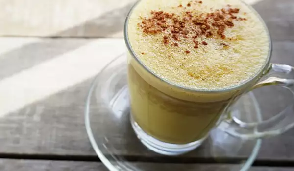 Golden Latte - How to Make it and What it is Good for