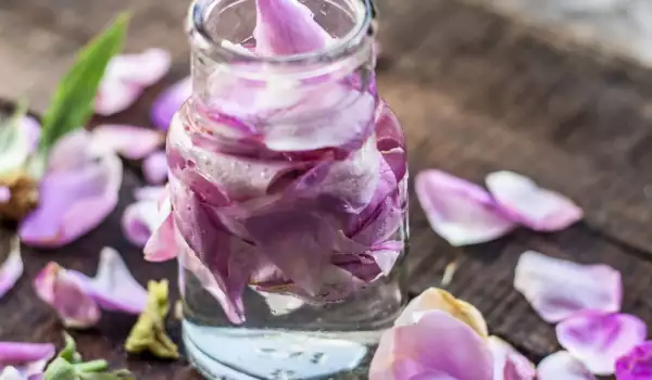 Homemade Rose Water