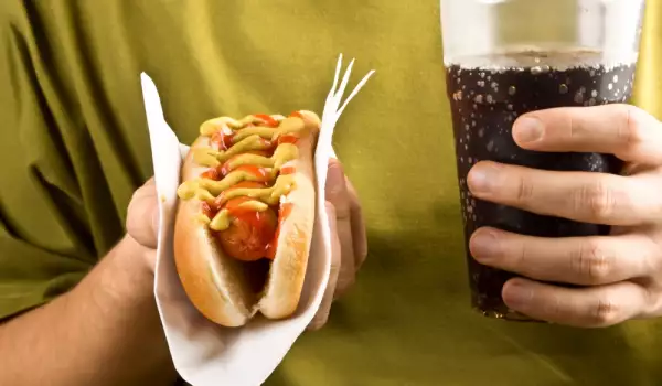 Hot dog și cola