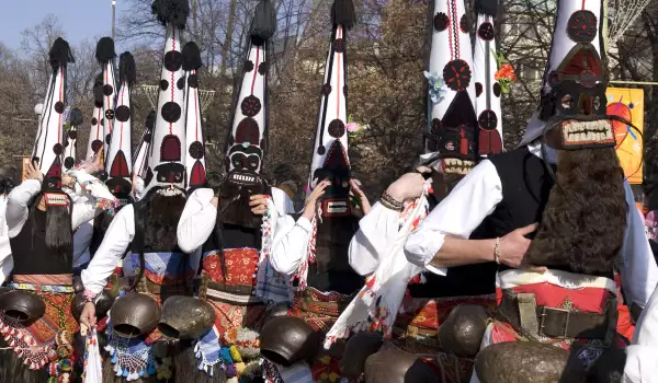 Мръсни дни, Погани дни