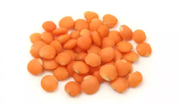 Unpeeled red lentils