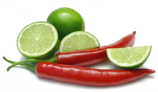 Limetten und Chilis