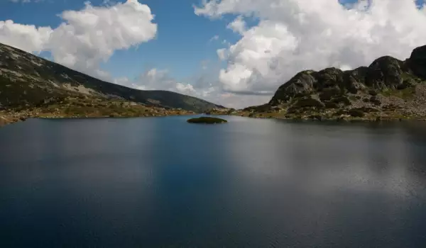 Popovo Lake