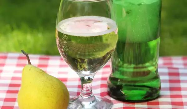 Pear cider