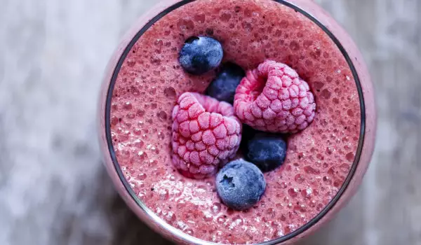 Smoothie mit Himbeeren