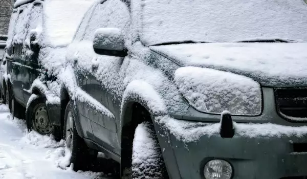 Snow on cars