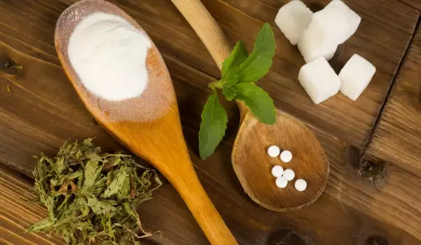 Erythritol or Stevia