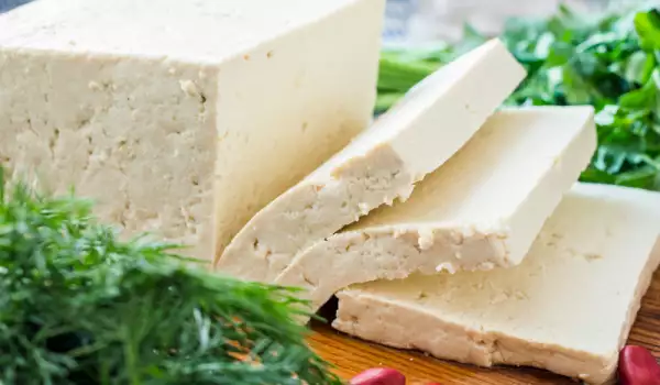 Tofu is an alternative to dairy products