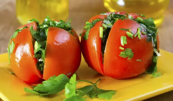 Tomato salad for weight loss