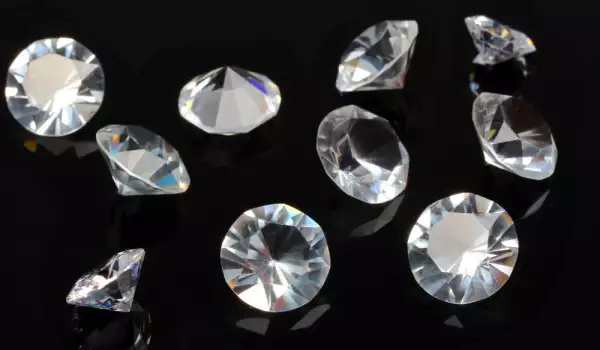 Zircon stones