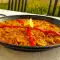 Paella mit Reis und Pilzen