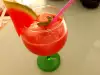 Erfrischender Cocktail mit Wodka und Wassermelone