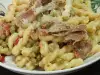 Paste Gemelli cu sos de smântână, prosciutto și mazăre