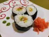 Futomaki mit Lachs und Avocado