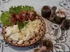 Салата от варени картофи и шунка