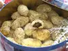 Finikias - Griechische Kourabiedes mit Datteln und Mandeln