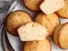 The Easiest and Juiciest Cheese Muffins