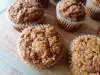 Muffins met wortel en hazelnoot tahine