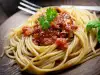 Spaghetti with Tomato Sauce and Olives