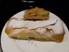 Strudel de manzanas y arándanos secos