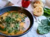 Sopa de vinagrera, fideos y tomates