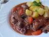 Goulash de cerdo tradicional con salsa